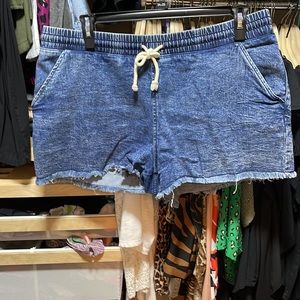 No Boundaries Elastic Waist Shorts